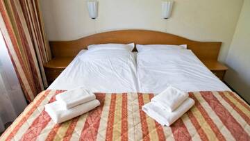 Фото номера Апартаменты (для 2 взрослых) Отель Hotel Kama Park г. Серакув 6