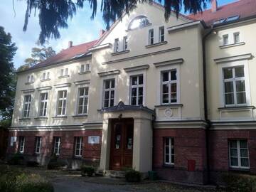 Фотографии Курортные отели Stado Ogierów Sieraków г. Серакув (Польша) №1 Фото Курортные отели Stado Ogierów Sieraków г. Серакув 1